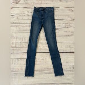 Abercrombie & Fitch Women's Jean Leggings Ultra High Rise Jean Leggings Size 2L